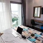 Degirmenburnu Aparthotel
