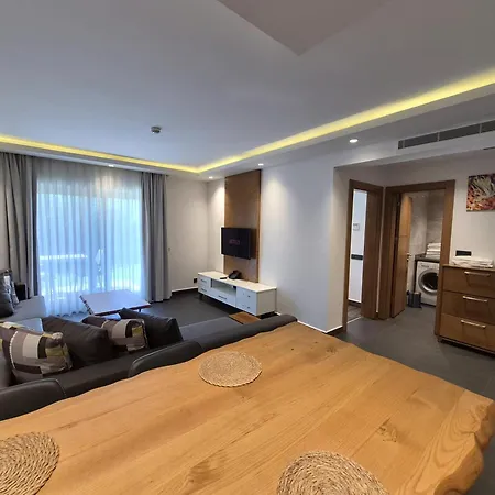 Degirmenburnu Lägenhetshotell 4*